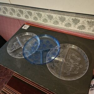 3- Round Plastic Divided Serving Platters - Blue/Clear, please see all pictures